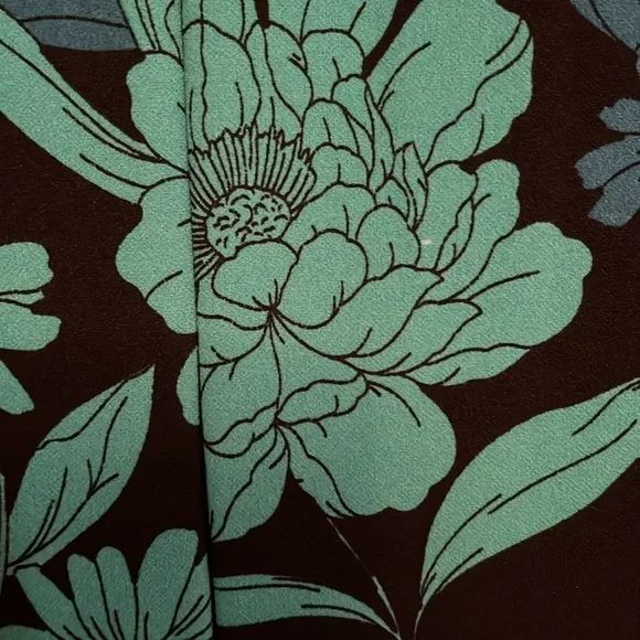 London Times Black and Green Sheath Dress - Picture 7 of 7